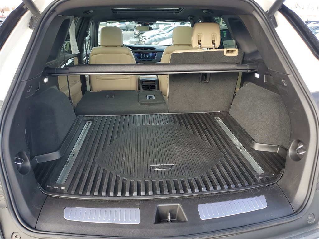Used 2018 Cadillac XT5 Luxury w/ Driver Awareness Package image 24