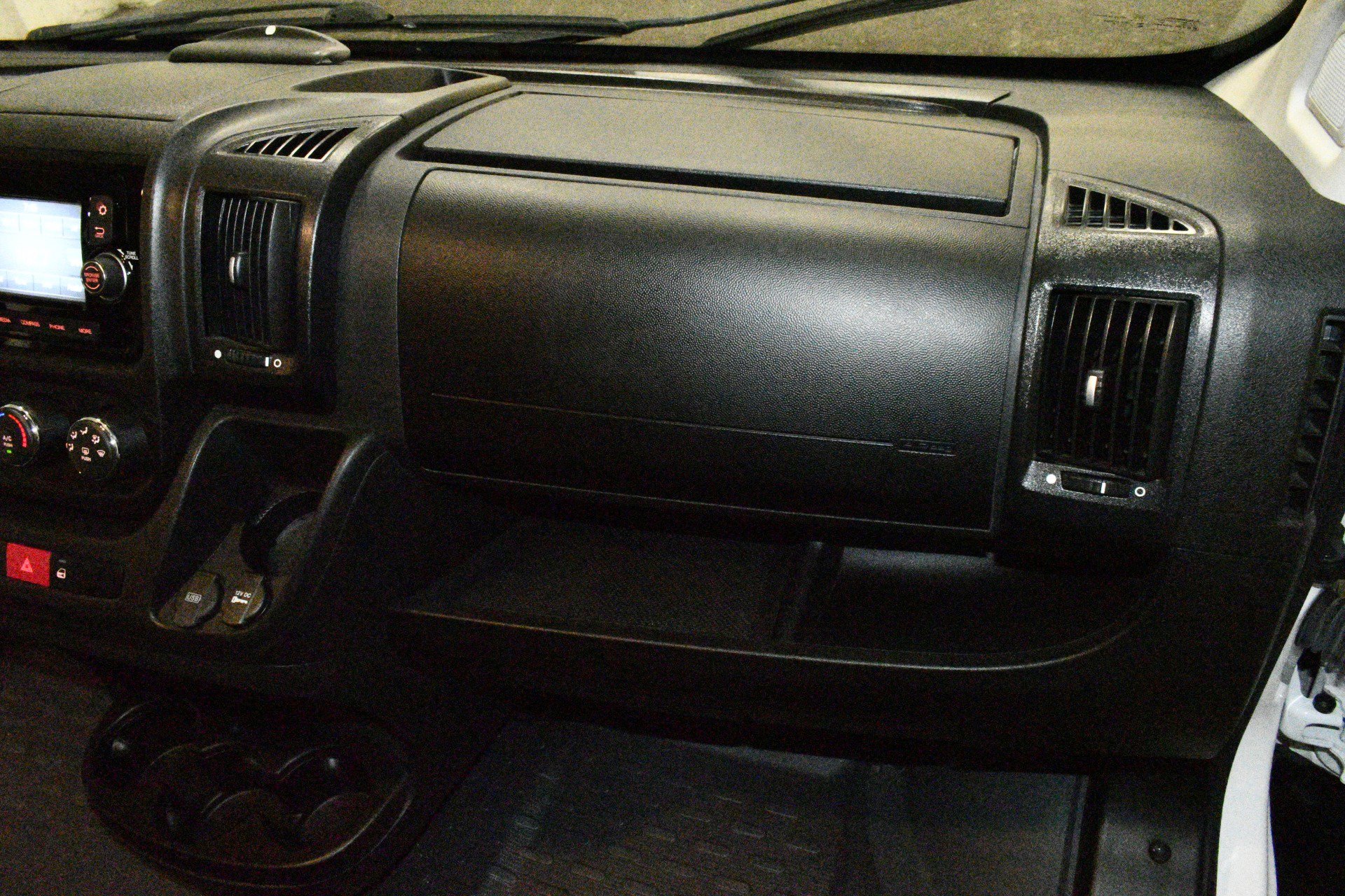 Used 2019 RAM ProMaster 3500 w/ Interior Convenience Group image 18