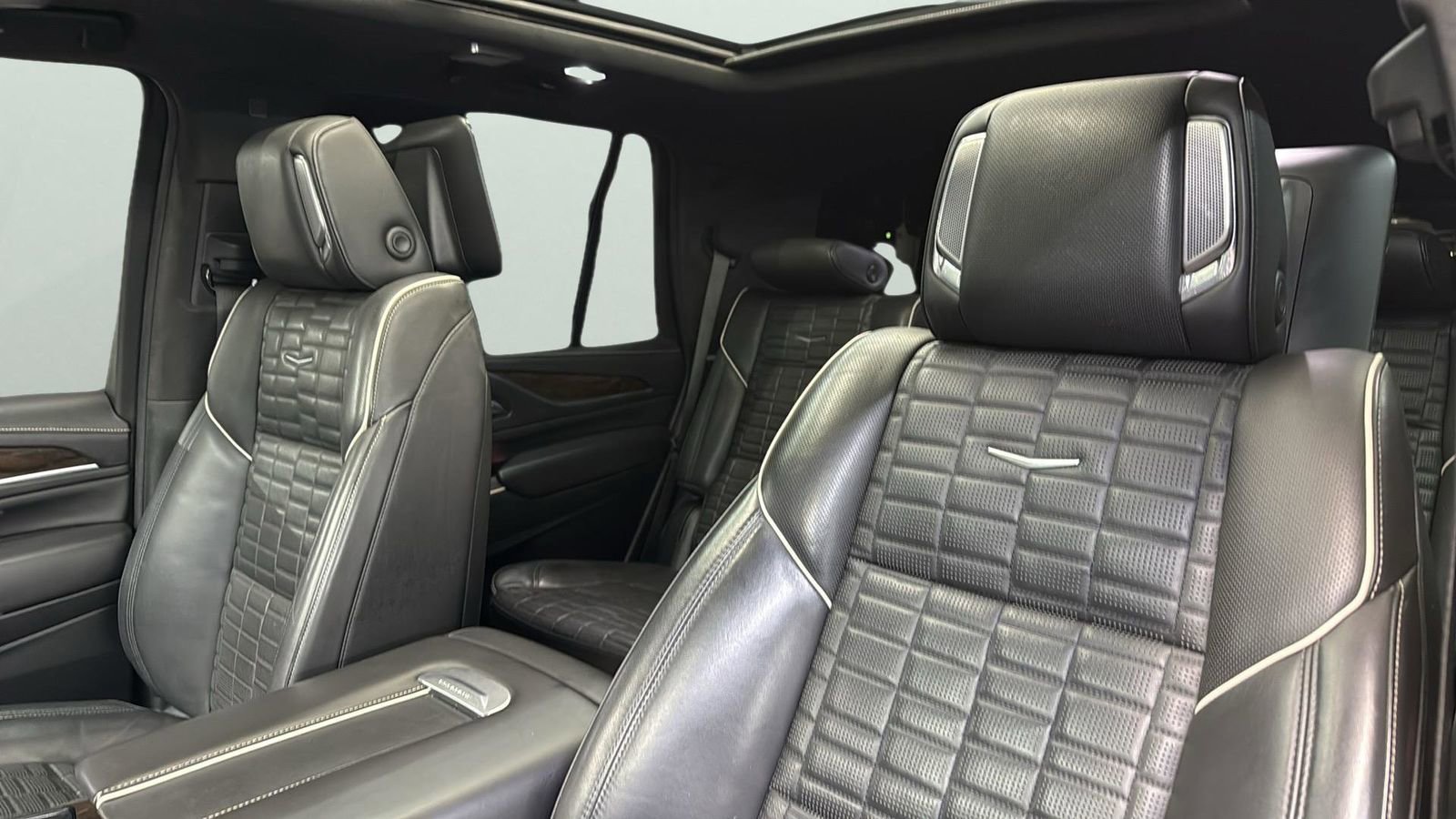 Used 2021 Cadillac Escalade Sport Platinum image 10