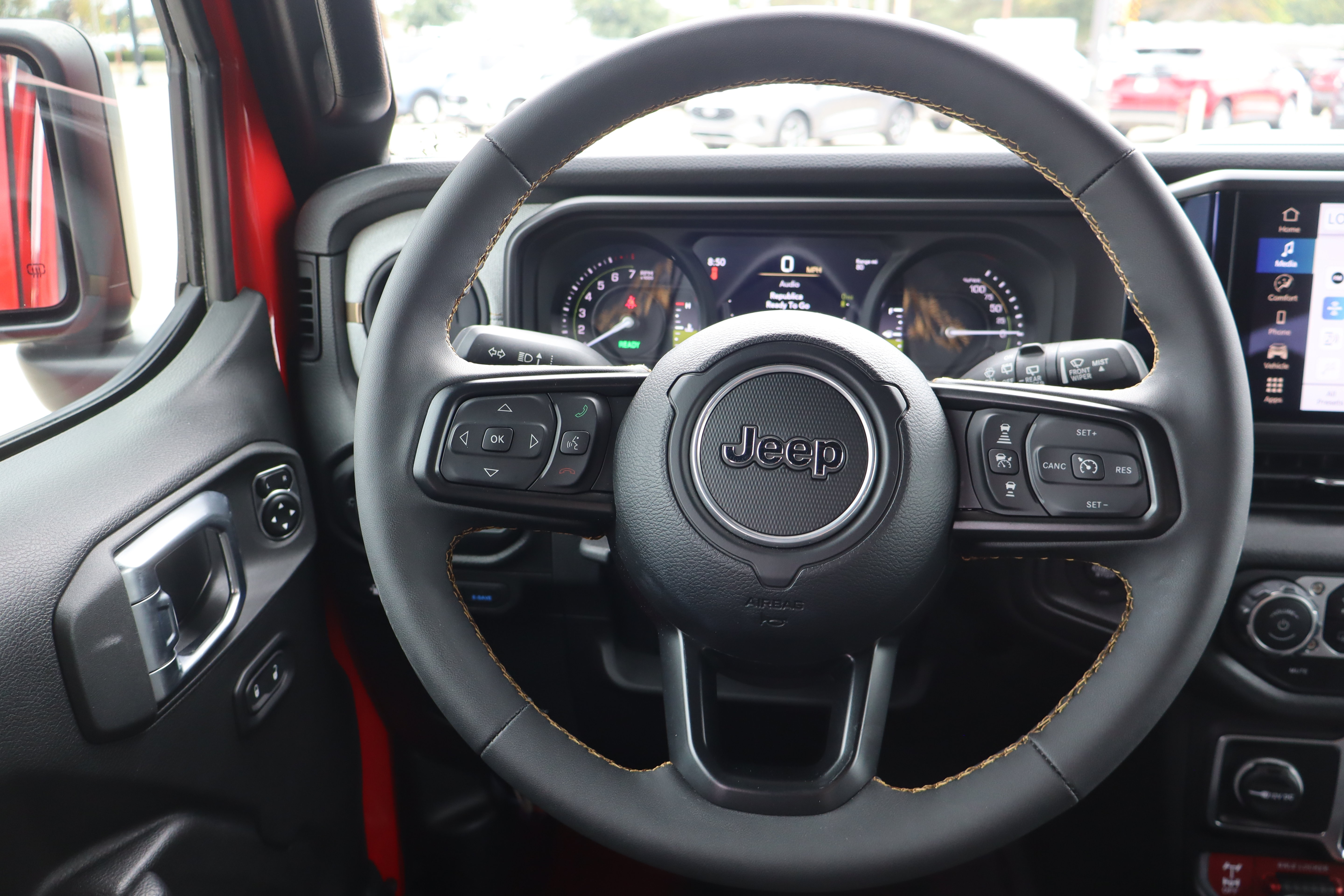 Used 2024 Jeep Wrangler Unlimited AWD/4WD image 15