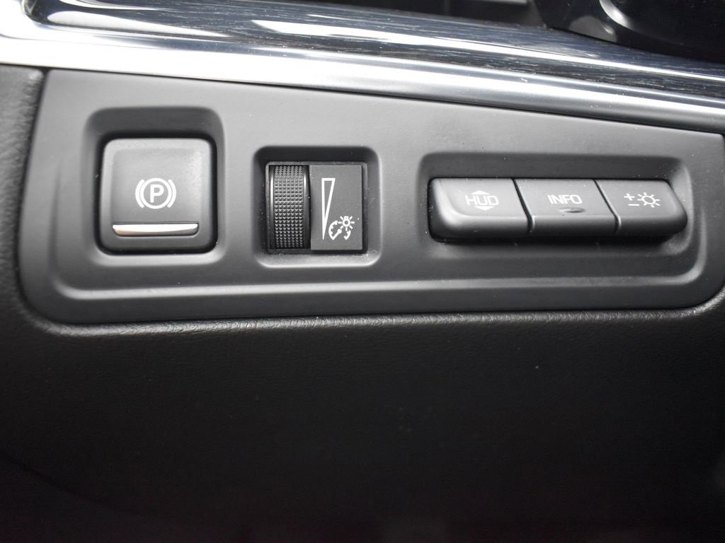 Certified 2024 Cadillac XT5 Premium Luxury w/ Technology Package image 11