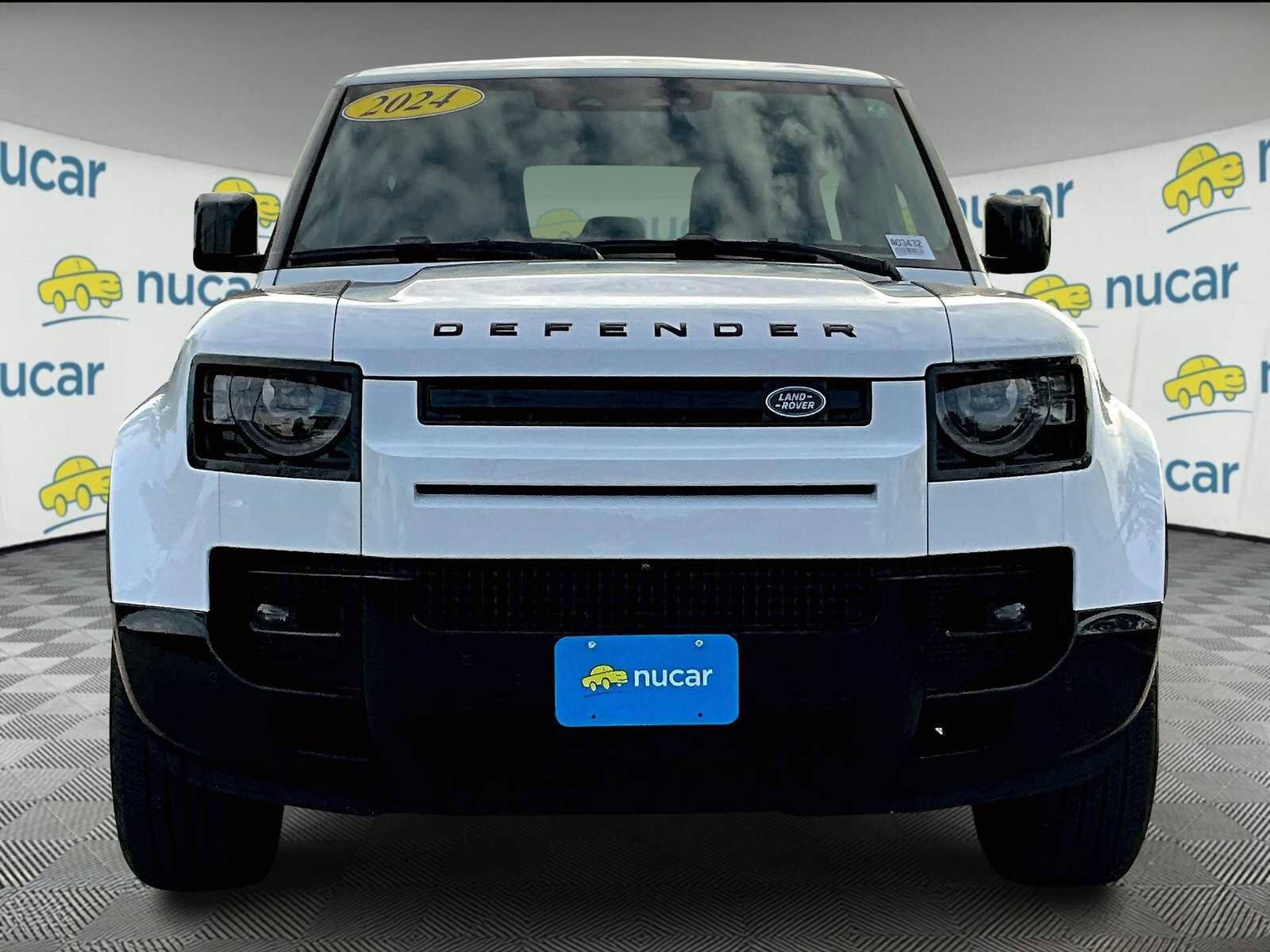 Used 2024 Land Rover Defender 90 X-Dynamic SE image 2