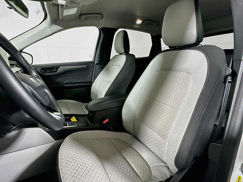 Used 2023 Ford Escape Active AWD/4WD image 11