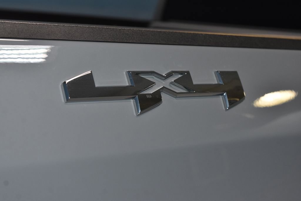 Used 2024 GMC Sierra 1500 Elevation image 26