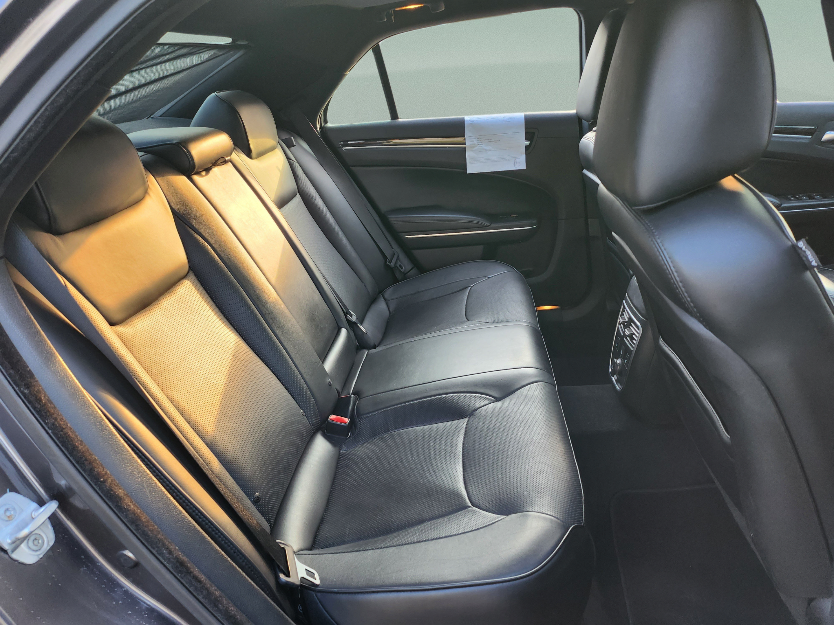 Used 2013 Chrysler 300 C RWD image 27