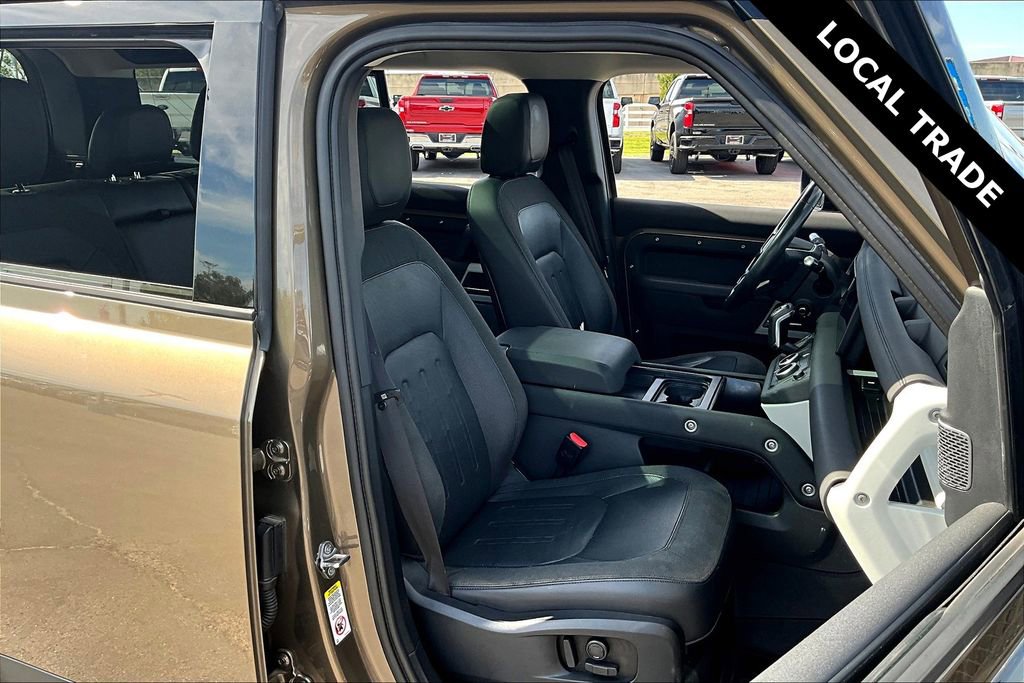 Used 2020 Land Rover Defender 110 SE image 28