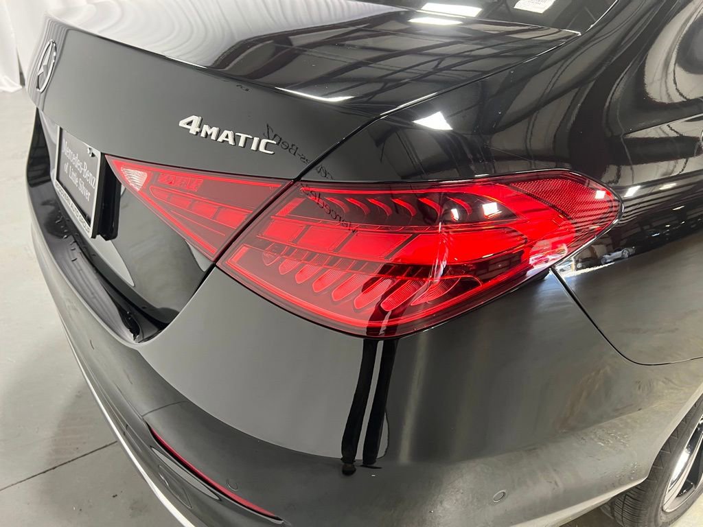 Used 2025 Mercedes-Benz C 300 4MATIC Sedan image 14