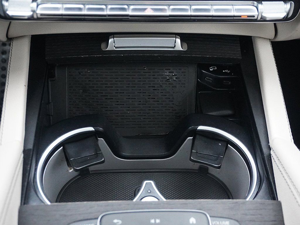 Used 2021 Mercedes-Benz GLS 580 4MATIC w/ Exclusive Trim Package image 61