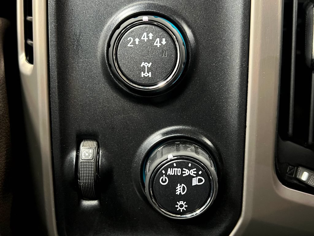 Used 2018 GMC Sierra 3500 Denali w/ Duramax Plus Package AWD/4WD image 35