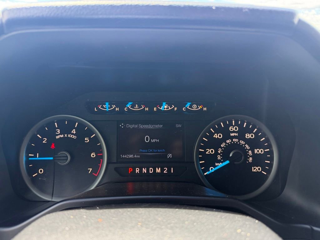 Used 2015 Ford F150 XLT w/ Equipment Group 302A Luxury AWD/4WD image 9
