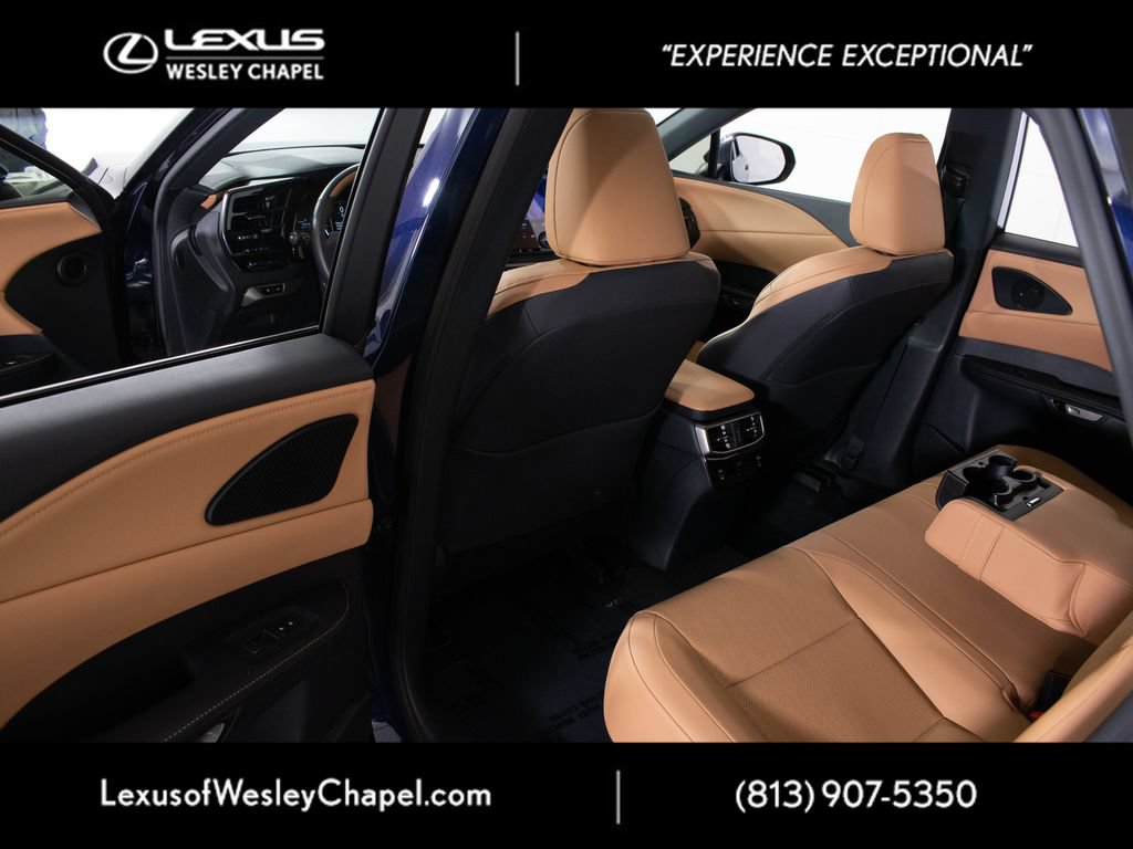 Used 2025 Lexus RX 350 Premium w/ Accessory Package (Z1) FWD image 14