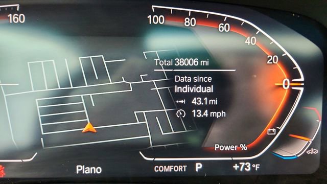 Used 2023 BMW X6 xDrive40i w/ Executive Package image 38