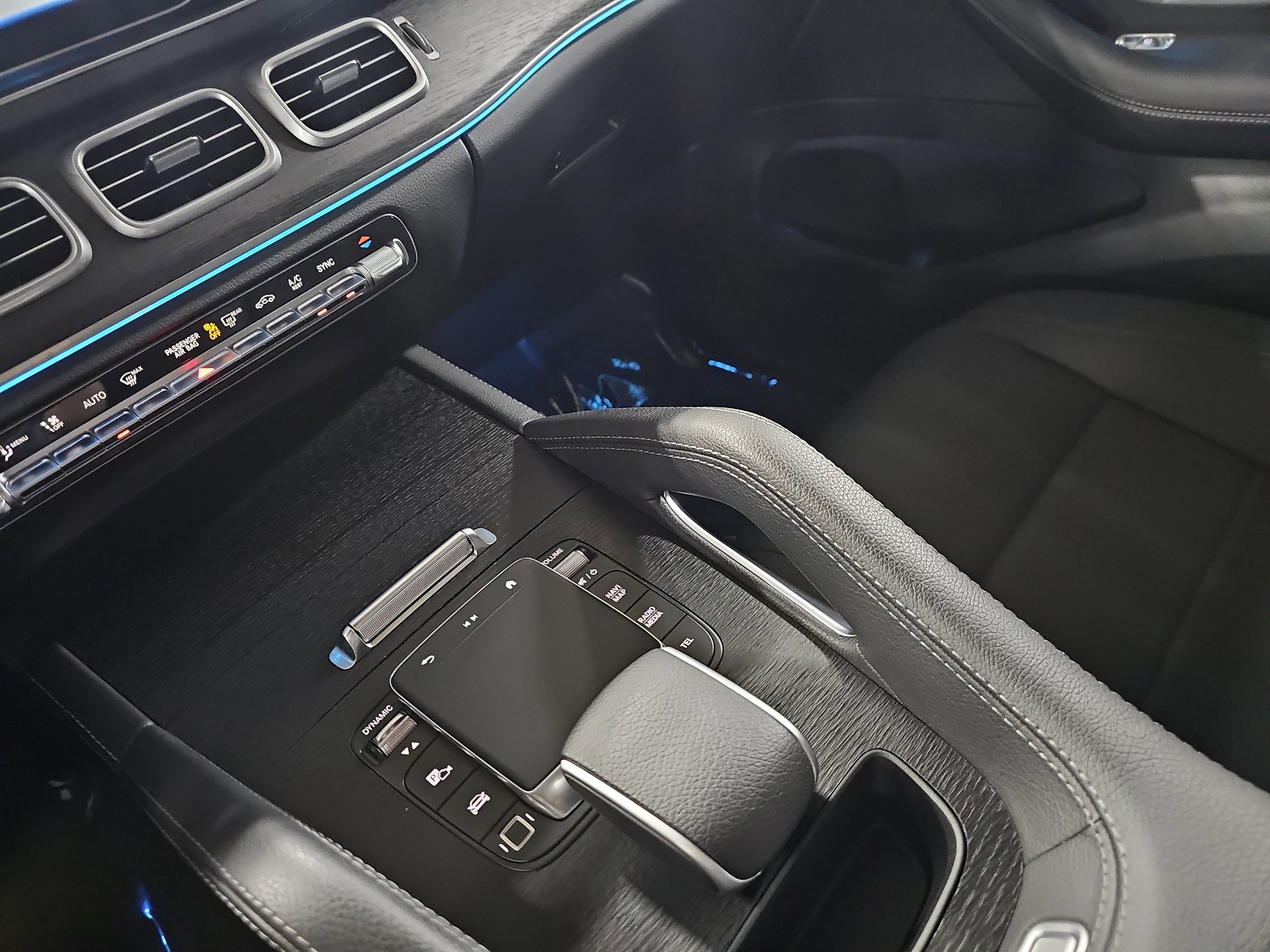 Certified 2025 Mercedes-Benz GLE 450 4MATIC Coupe image 27