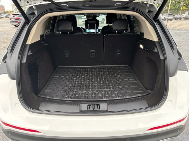 Certified 2024 Lincoln Corsair AWD w/ Equipment Group 101A image 28