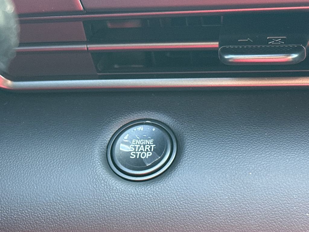 New 2025 Hyundai Elantra Sport image 30