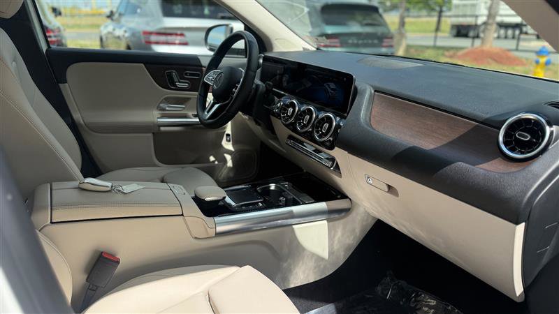 Used 2021 Mercedes-Benz GLA 250 4MATIC image 32