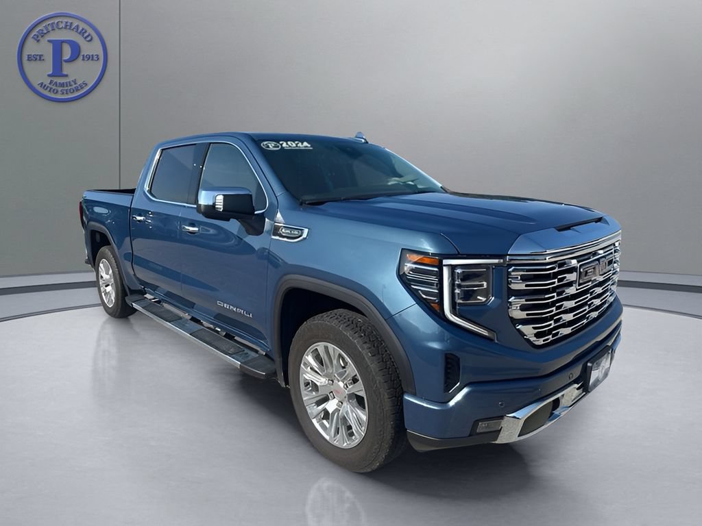 Used 2024 GMC Sierra 1500 Denali w/ Technology Package AWD/4WD image 1