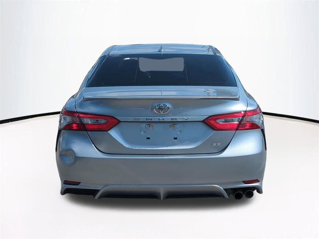 Used 2019 Toyota Camry SE w/ Convenience Package FWD image 6