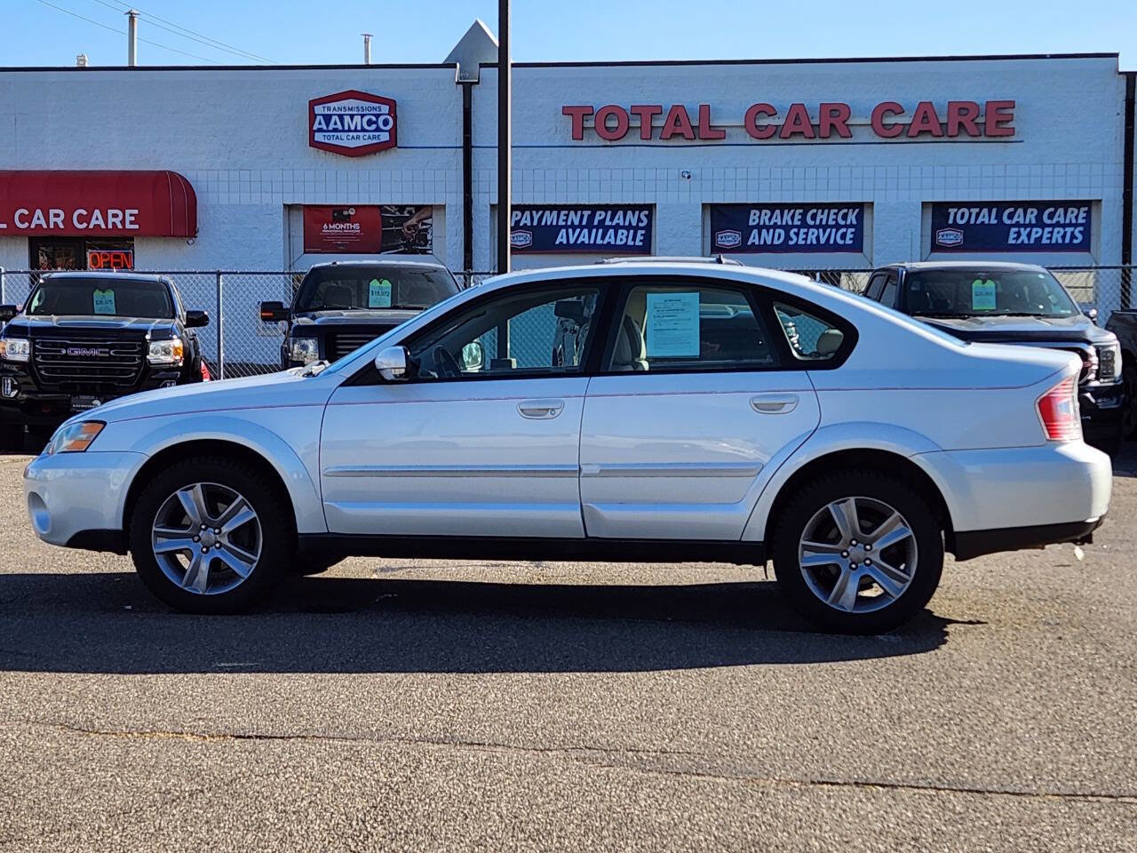 Used 2006 Subaru Outback 3.0R L.L. Bean image 3