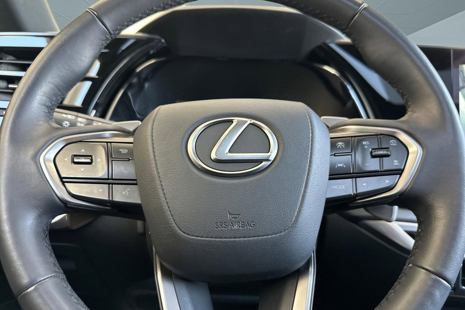 Certified 2024 Lexus RX 350 FWD w/ Technology Package image 18