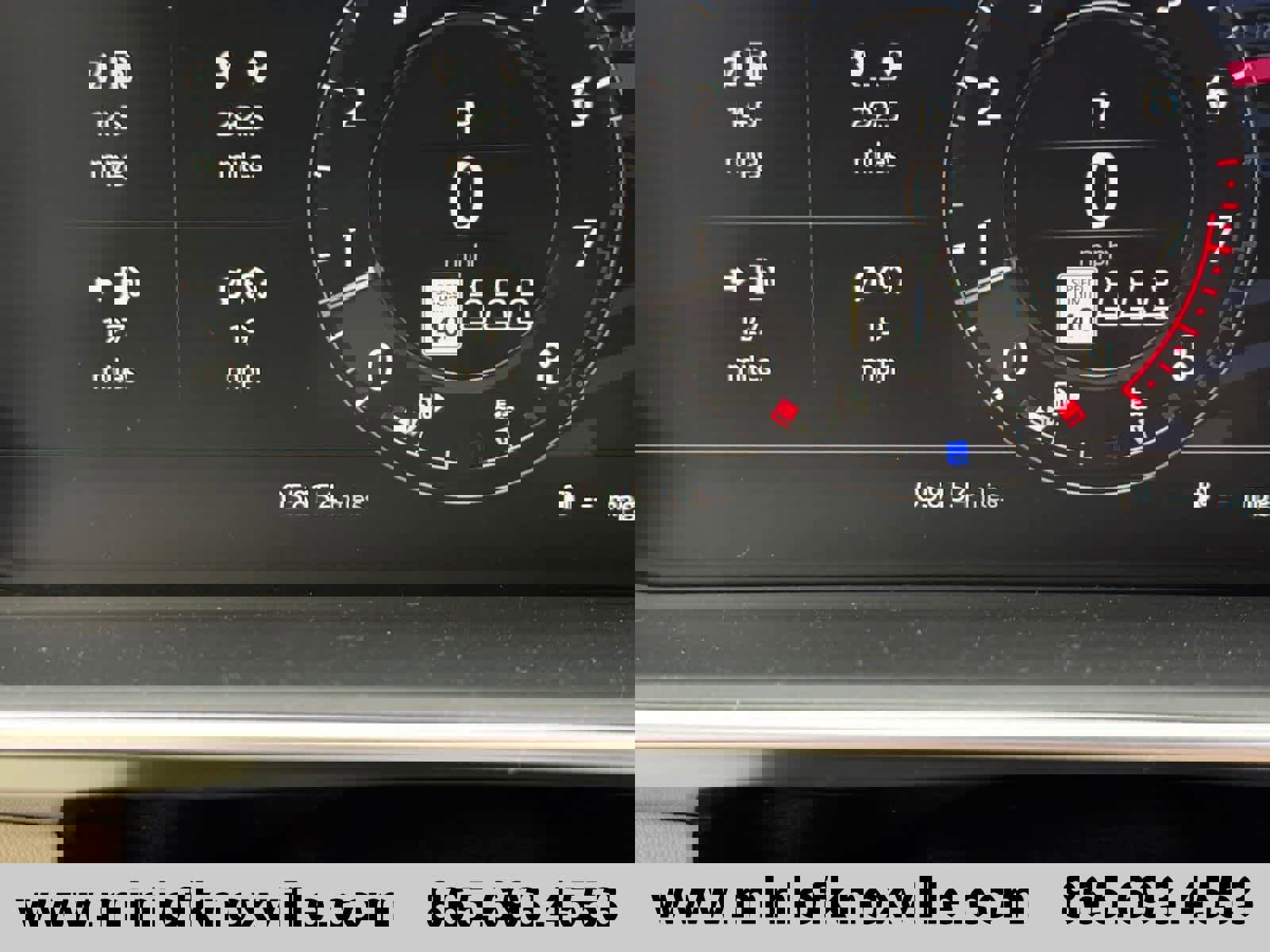 Used 2020 Land Rover Range Rover HSE image 32