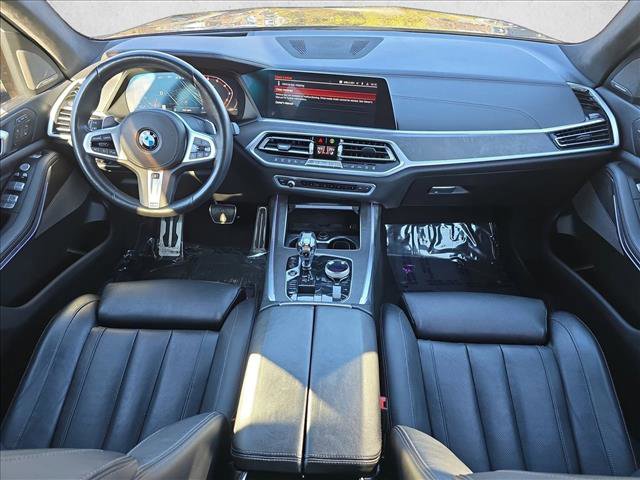 Used 2021 BMW X7 M50i w/ Dynamic Handling Package image 9