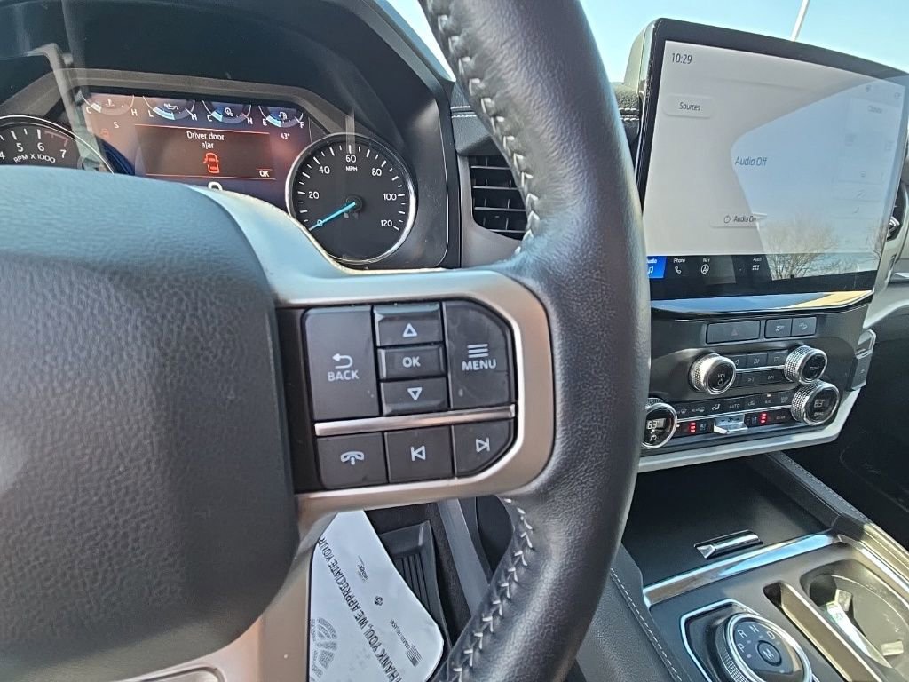 Used 2022 Ford Expedition XLT image 17