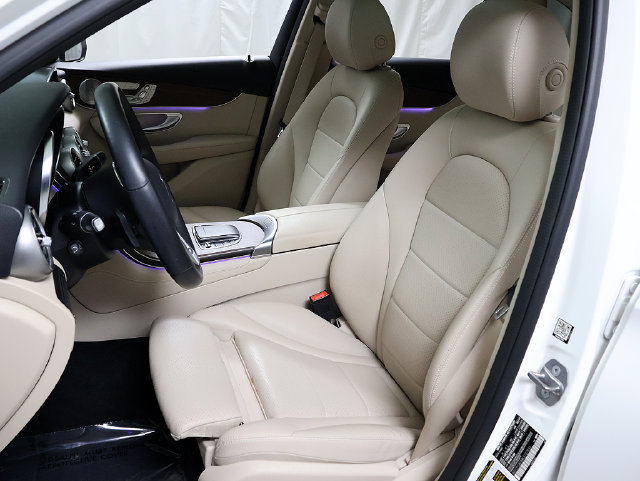 Used 2020 Mercedes-Benz GLC 300 4MATIC image 10