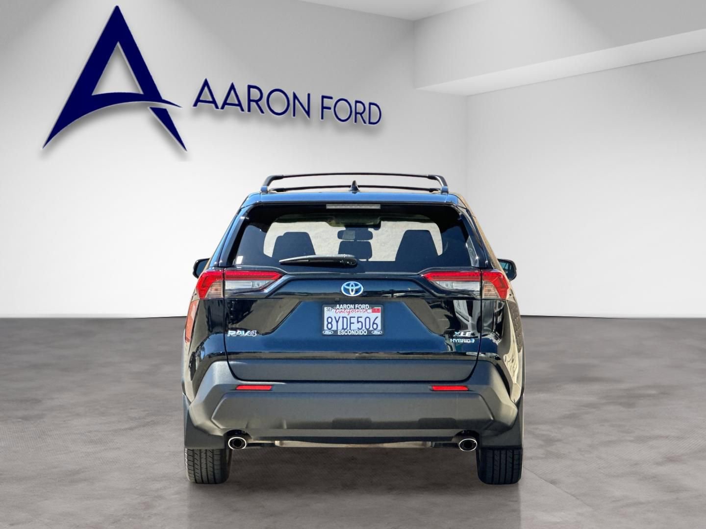 Used 2021 Toyota RAV4 XLE w/ Convenience Package AWD/4WD image 5