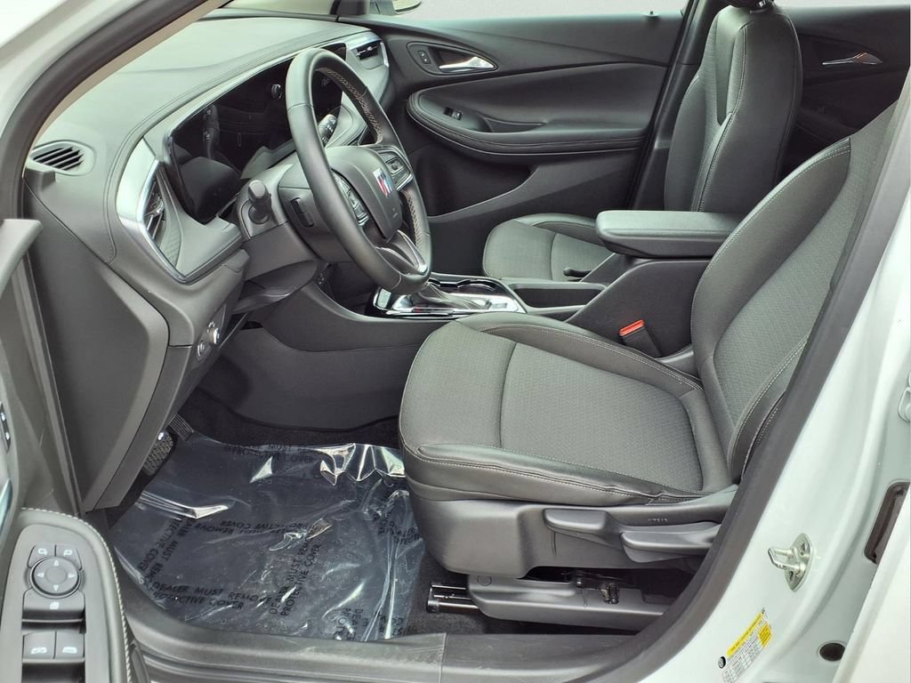 Used 2025 Buick Encore GX Preferred FWD image 21