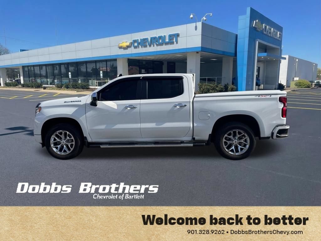 Used 2022 Chevrolet Silverado 1500 RST w/ RST All Star Premium Package AWD/4WD image 4