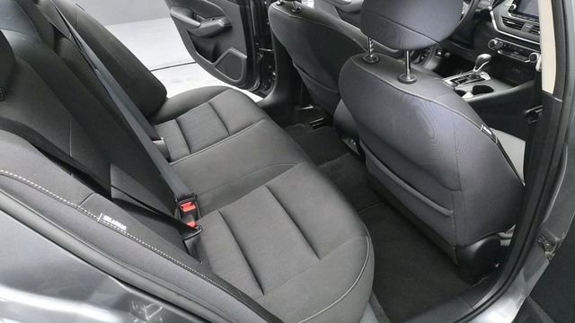 Used 2020 Nissan Altima 2.5 S FWD image 13