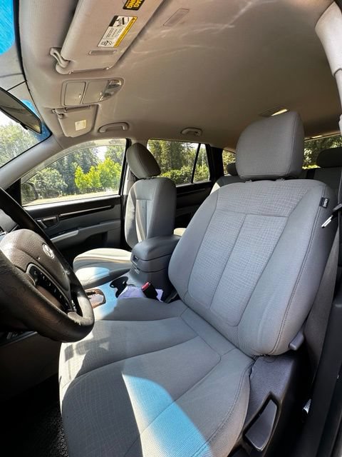 Used 2012 Hyundai Santa Fe GLS AWD/4WD image 11