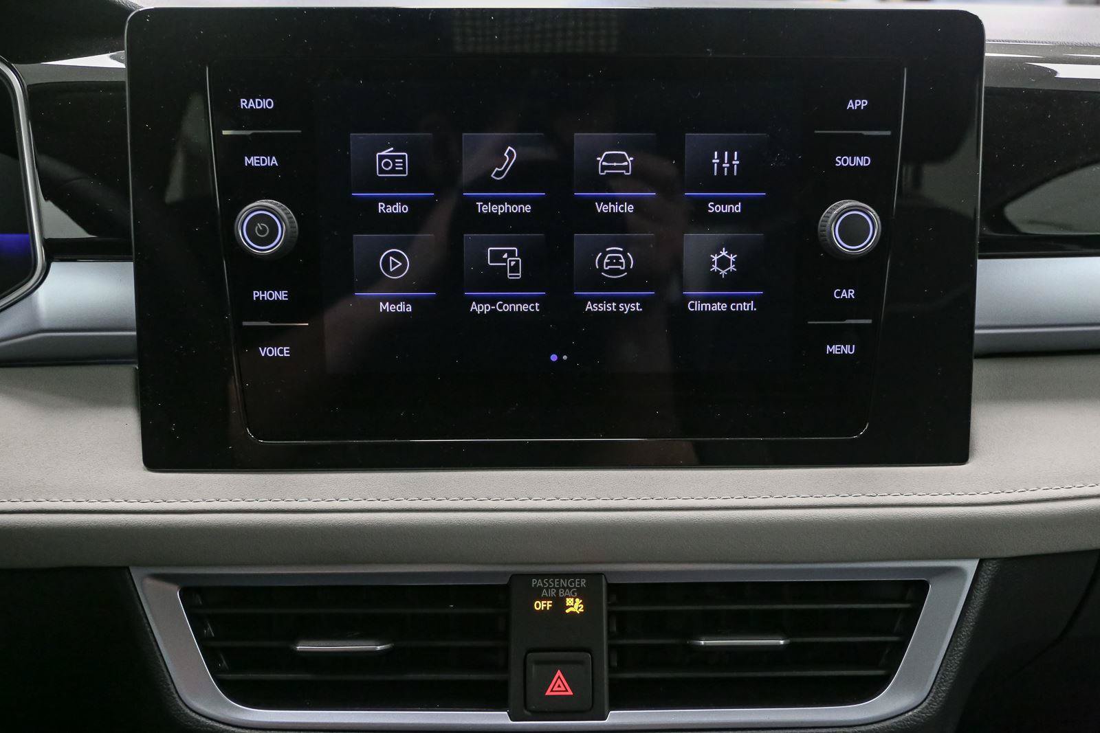New 2026 Volkswagen Taos SE AWD/4WD image 19