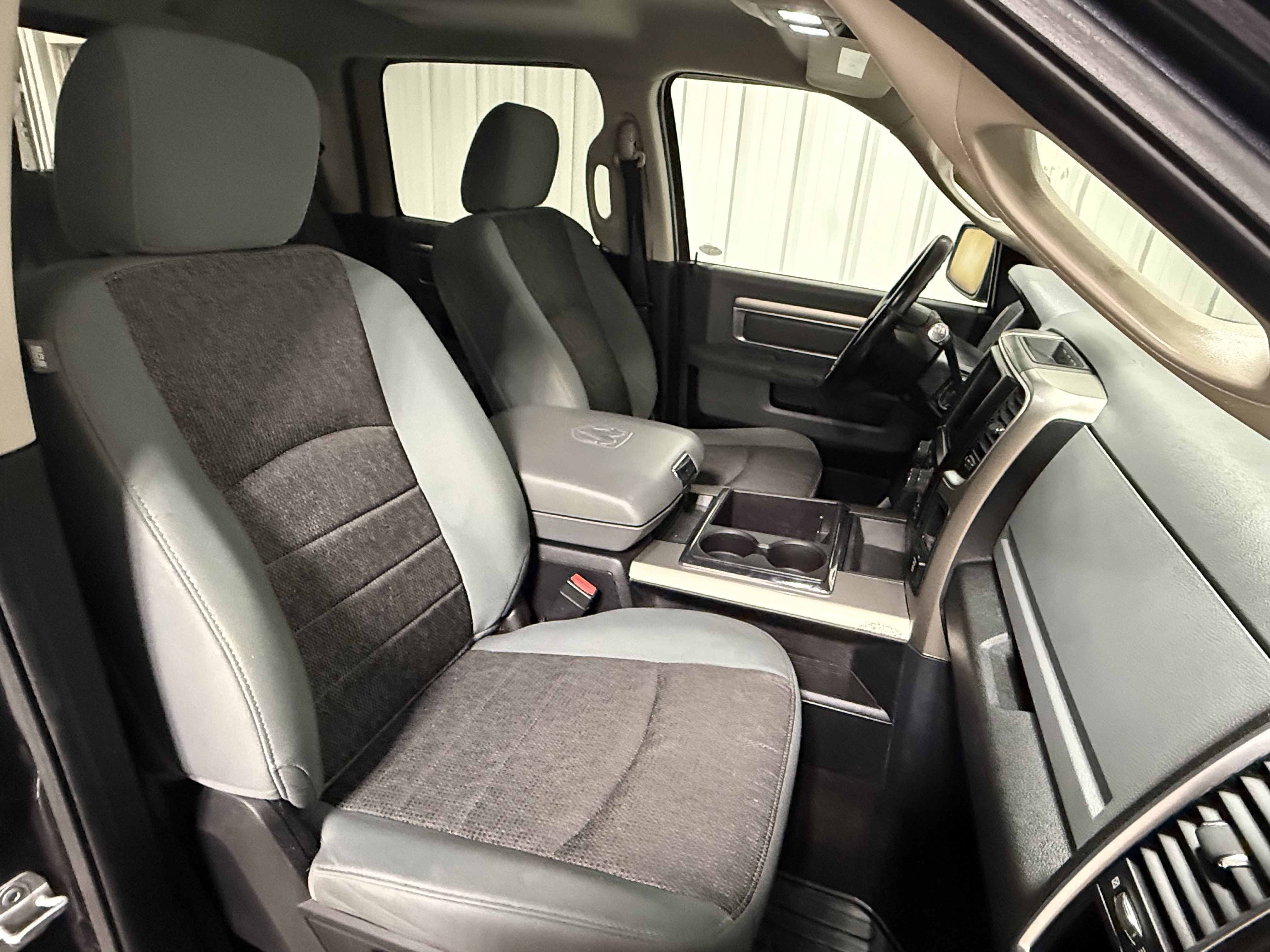 Used 2013 RAM 2500 Outdoorsman image 9