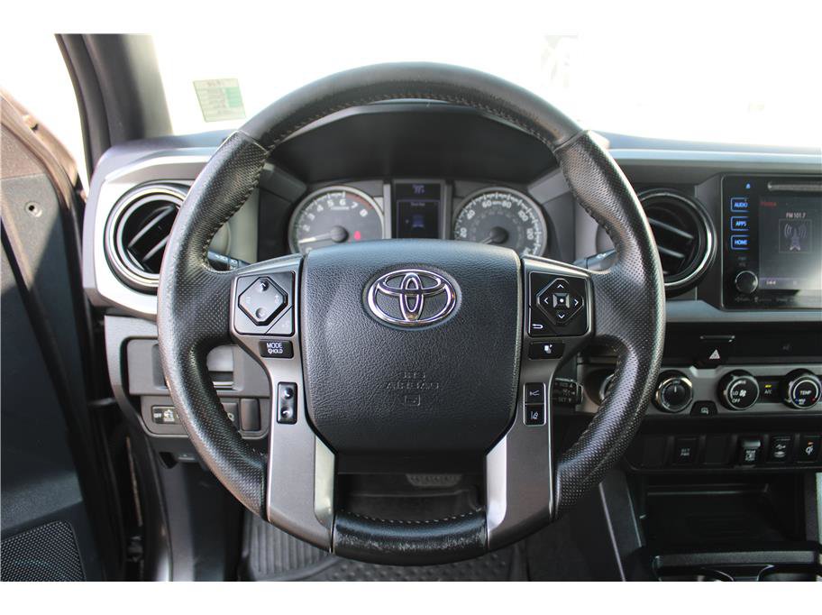 Used 2019 Toyota Tacoma TRD Off-Road image 14