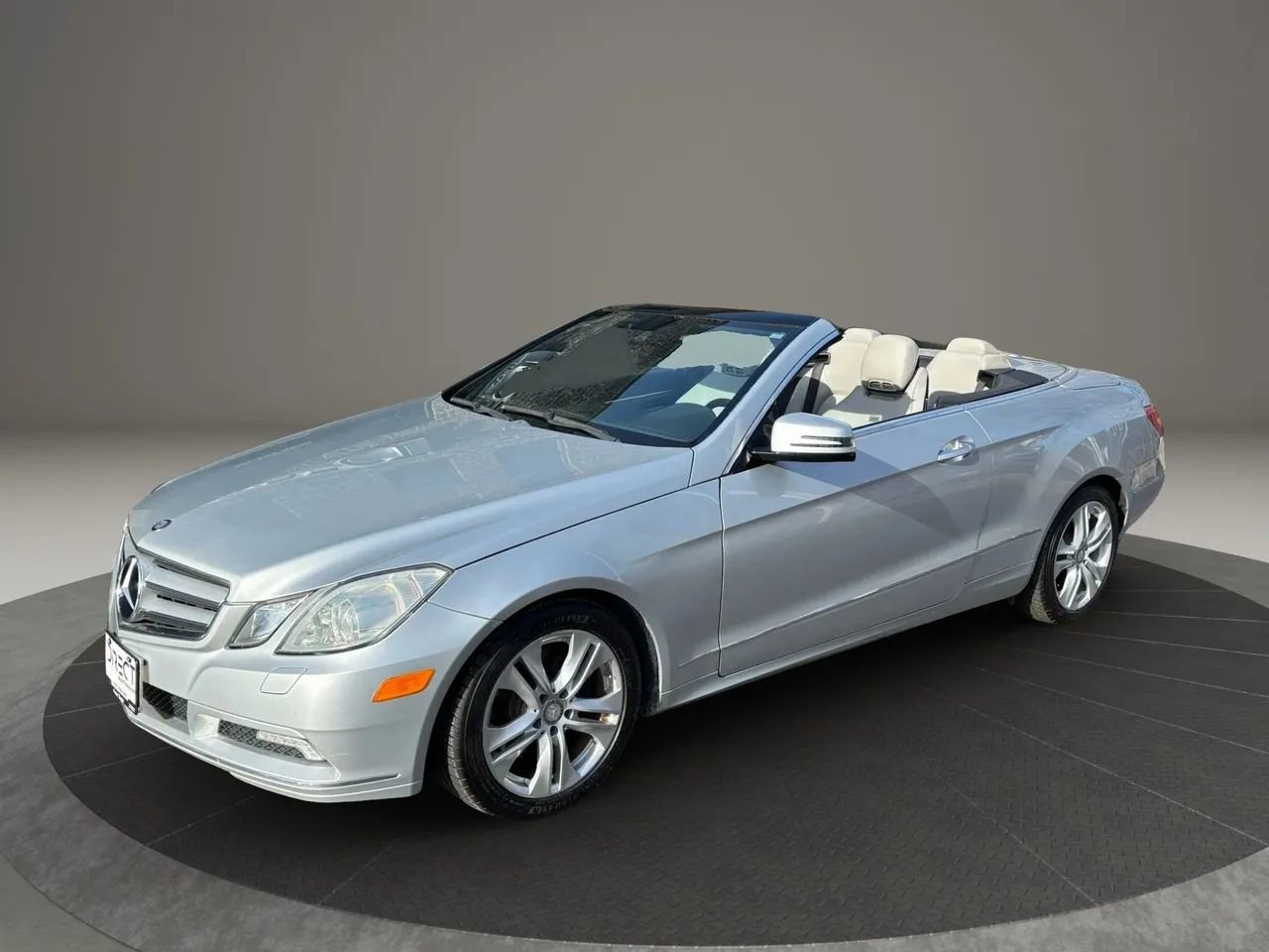Used 2011 Mercedes-Benz E 350 Cabriolet image 12