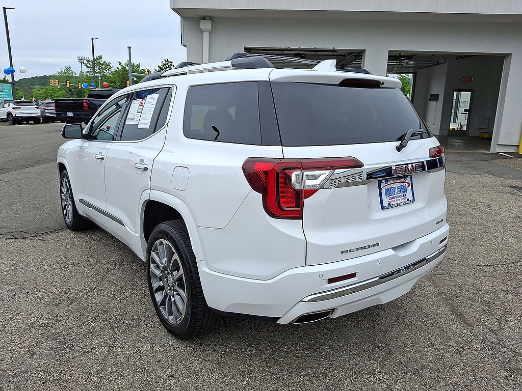 Certified 2023 GMC Acadia Denali w/ Denali Technology Package AWD/4WD image 22