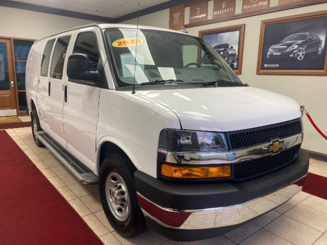 Used 2023 Chevrolet Express 2500 w/ Driver Convenience Package image 7