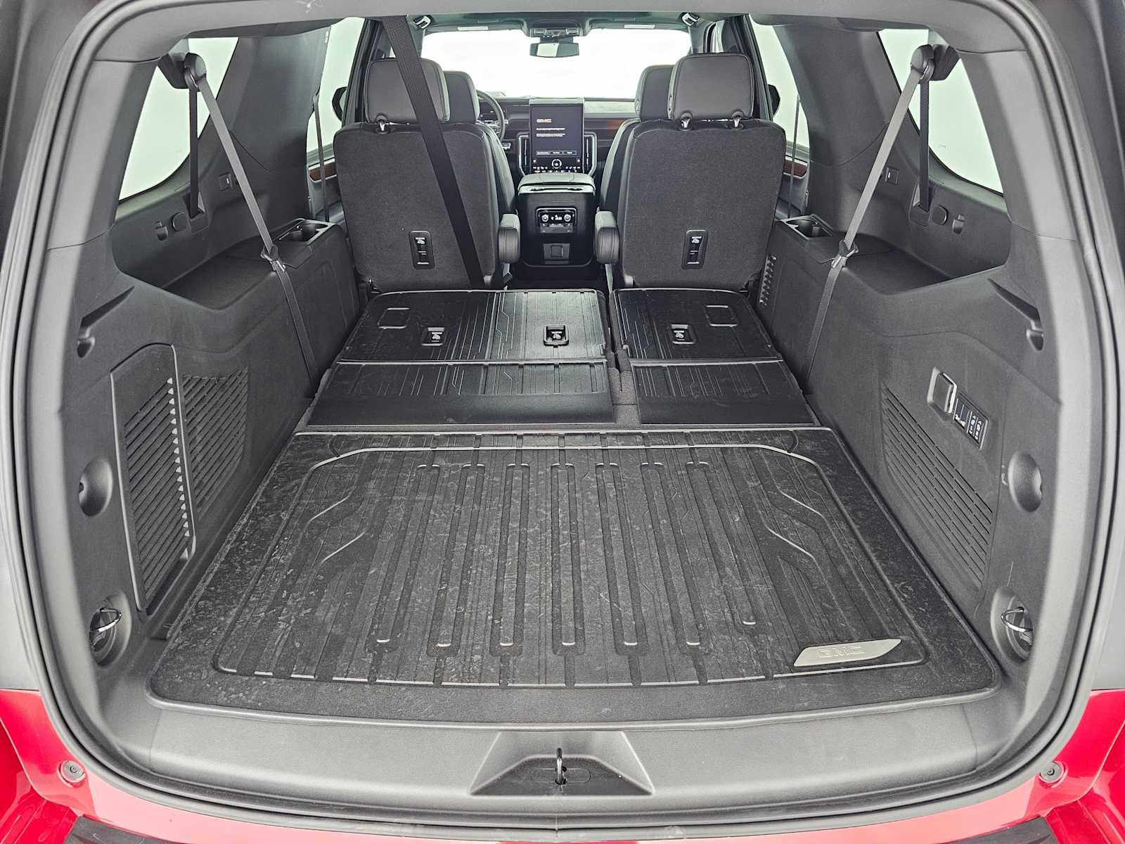 New 2025 GMC Yukon XL Denali w/ Sun & Power Step Package image 16
