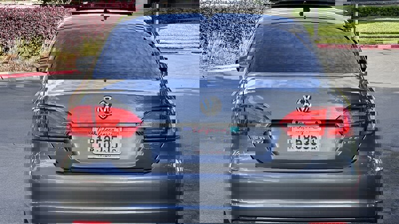 Used 2013 Volkswagen Jetta SE image 6