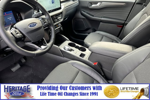 New 2025 Ford Escape SE w/ Class II Trailer Tow Package image 7