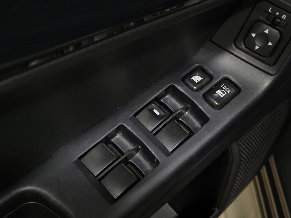 Used 2016 Mitsubishi Lancer ES image 27