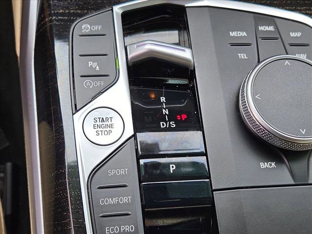 Used 2024 BMW 330i Sedan w/ Convenience Package image 12