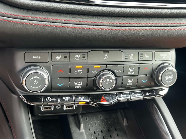 Used 2026 Dodge Durango GT AWD/4WD image 33