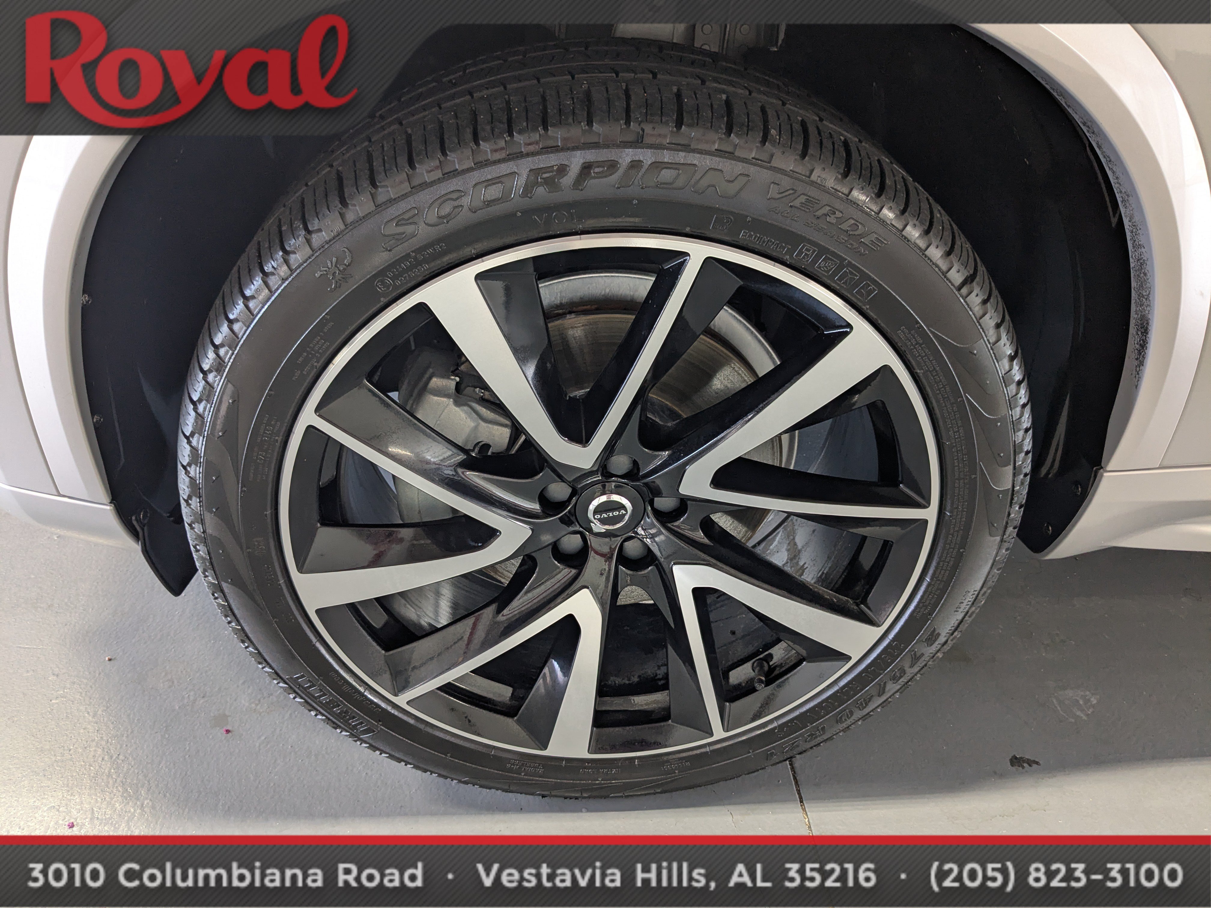 Used 2025 Volvo XC90 B6 Plus AWD/4WD image 27