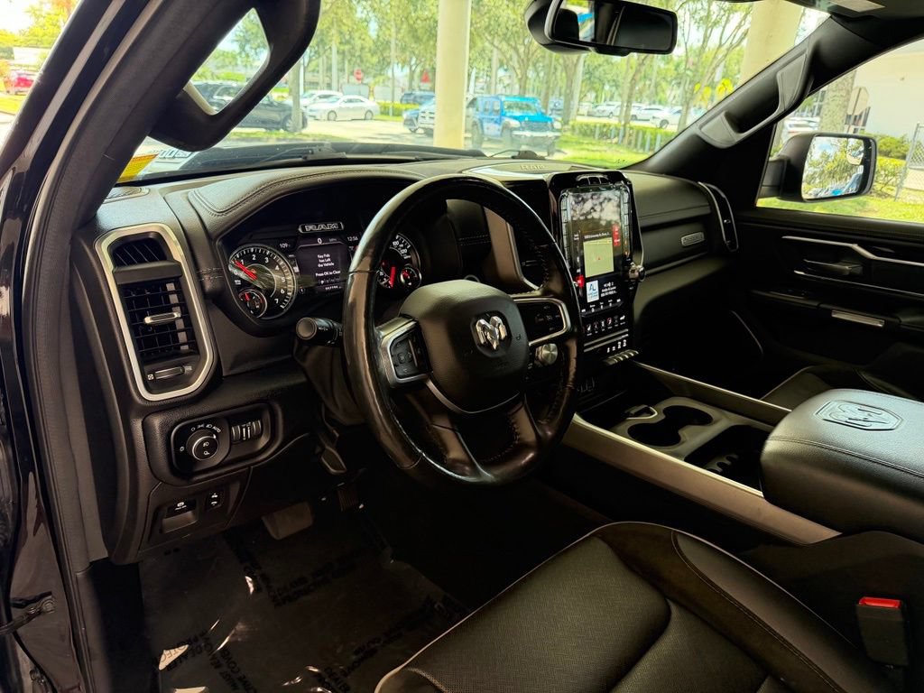 Used 2020 RAM 1500 Laramie w/ Sport Appearance Package AWD/4WD image 7