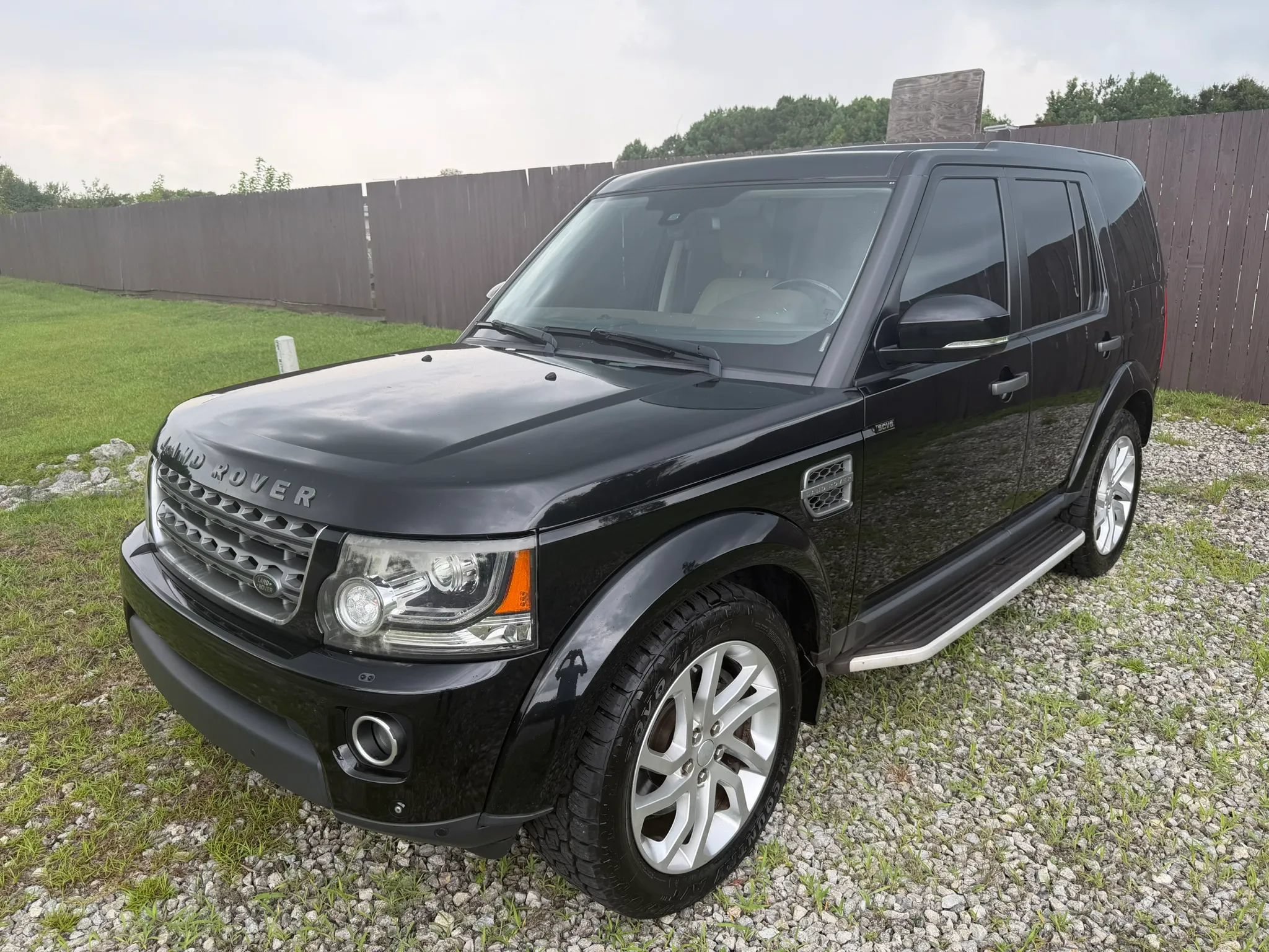 Used 2016 Land Rover LR4 HSE AWD/4WD image 1