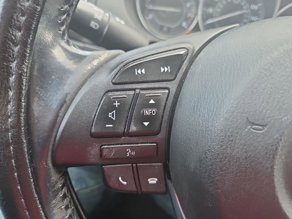 Used 2015 MAZDA MAZDA6 Touring w/ Touring Technology Package image 17