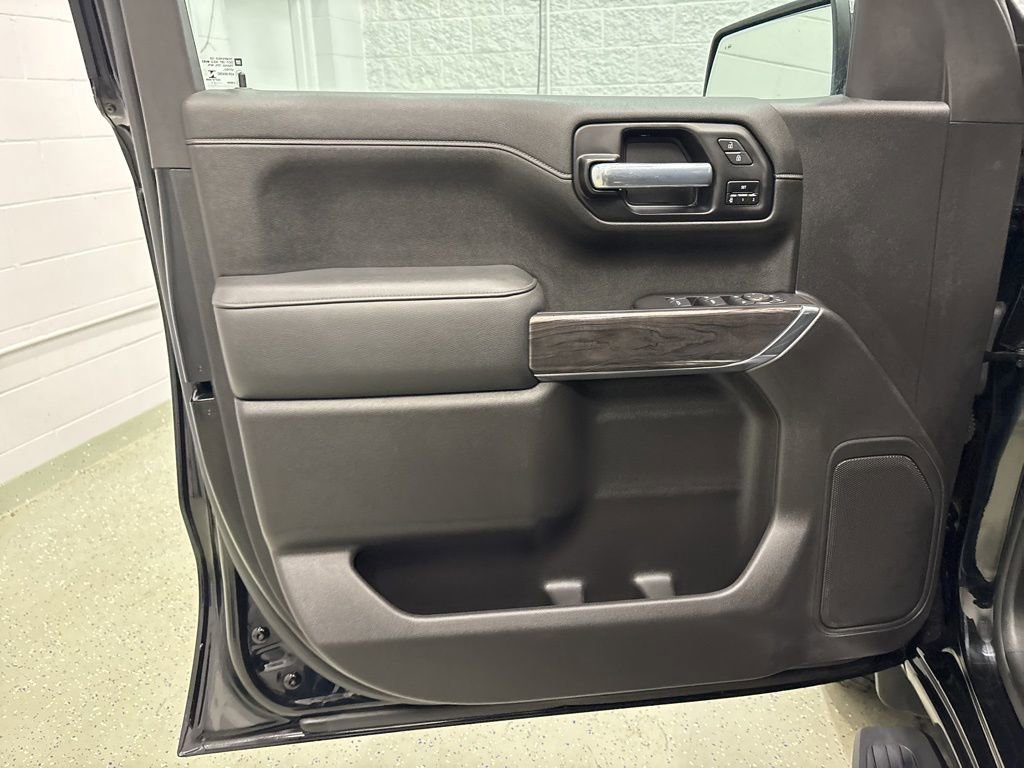 Used 2021 Chevrolet Silverado 1500 LTZ image 17